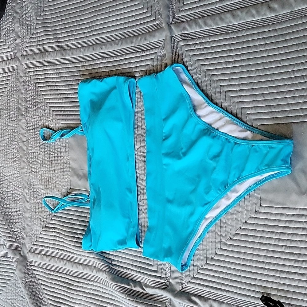 Bandeau Top Bathing Suit with high waist bottom. NWOT-Size XL